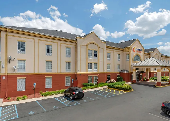 Boutique Comfort Suites Newark - Harrison