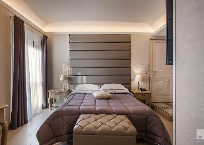 Hotel Cavour Bolonia