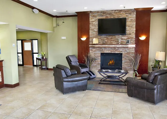 Holiday Inn Express Jamestown By Ihg