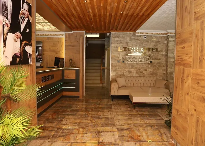 Lion Hotel