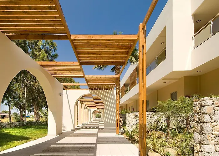 Blue Lagoon Resort Marmari 