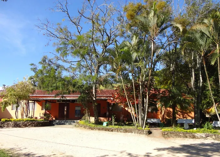 Big Valley Hotel Fazenda Serra Negra  com piscina