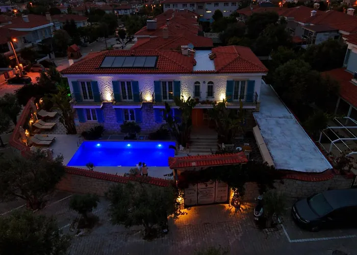 Tarcin Alacati Otel