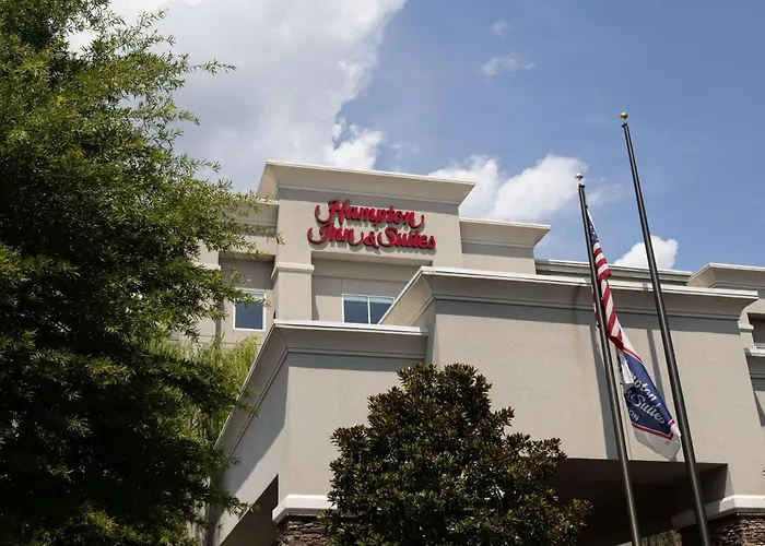 Boutique Hampton Inn & Suites Greensboro/Coliseum Area
