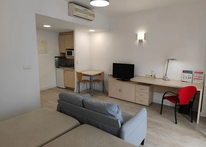 Boutique Residencia Universitaria Giner de Los Ríos Alcalá de Henares