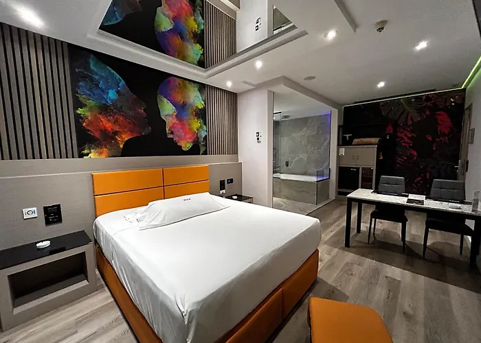 Zouk Hotel (Adults Only)