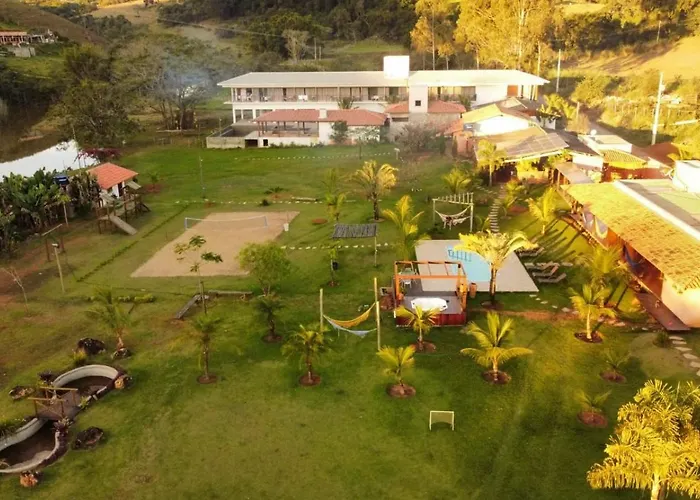 Paraíso Capitólio A Pousada da Dona Perpetua