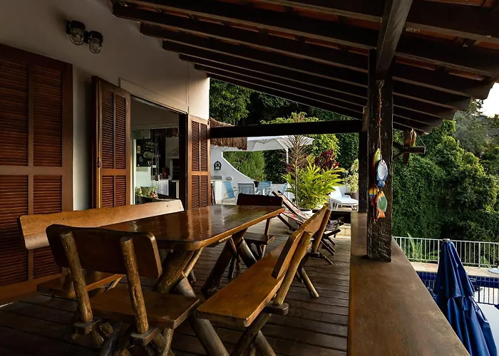 Hotéis centrais de Angra dos Reis 