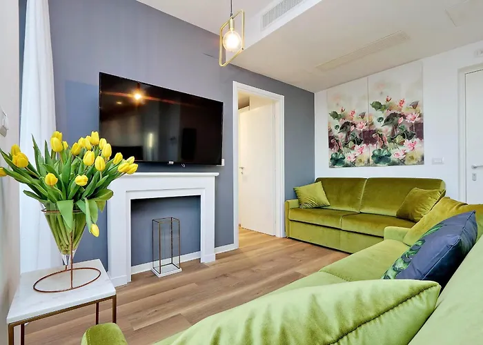 La Flavia Design City Suites Rome By Halldis
