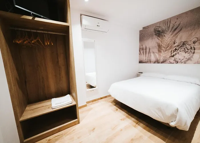 Boutique Suites Berrueta , Plaza Mayor By Albany León