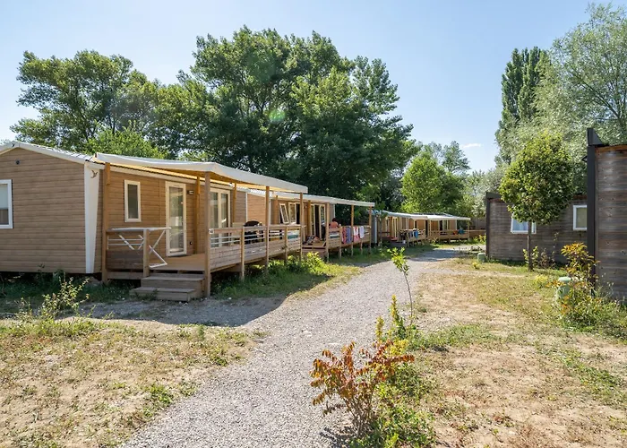 Camping Le Lac Bleu