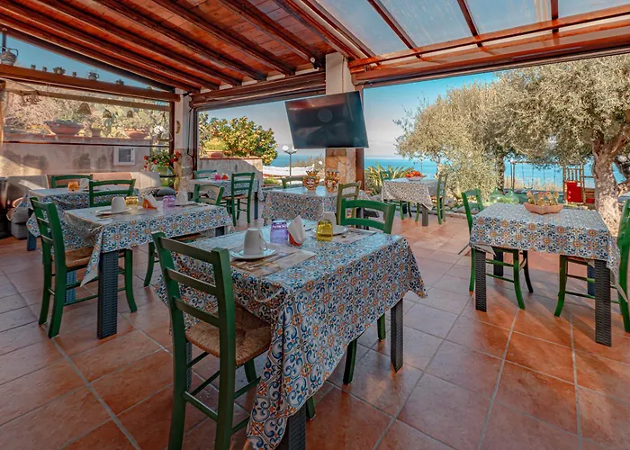 Cefalù Pet Friendly Hotels