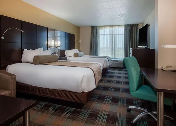 Hotel Wingate By Wyndham - Orlando International Airport- Free Hot Breakfast