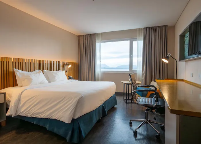 Boutique Hotel Hampton By Hilton Bariloche