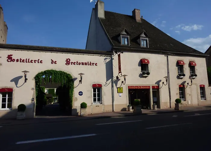Logis Hotel De Bretonniere - Beaune Centre