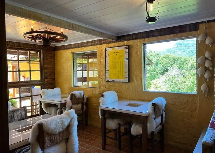 Hospedaria Farm Home