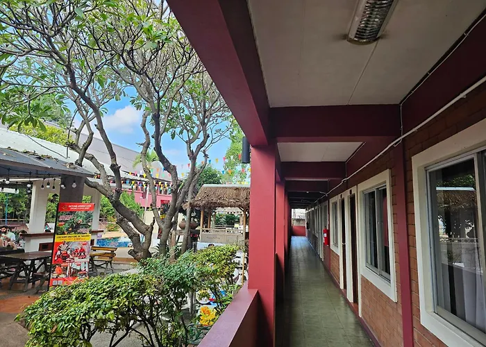 Red Brick Hotel Chiang Mai