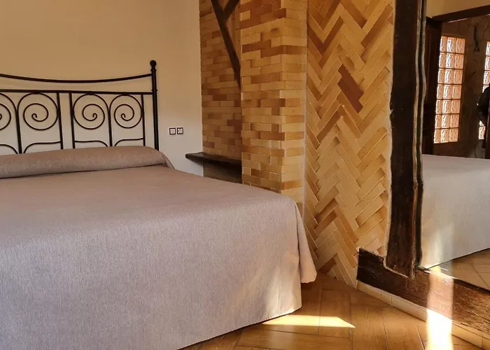 Apartamentos Rurales La Platea