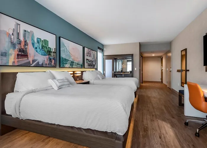 Cambria Hotel Minneapolis Downtown