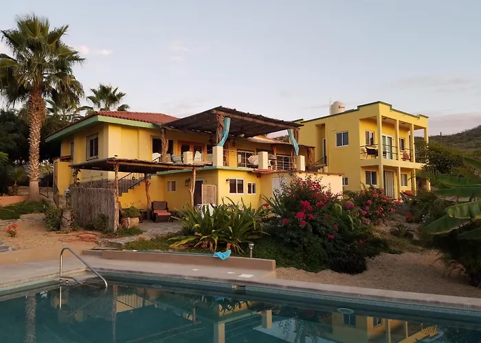 Casa Flores Casitas Todos Santos