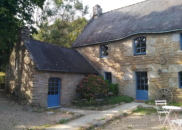 Hotel Des Feuilles et Des Hiboux à Plescop