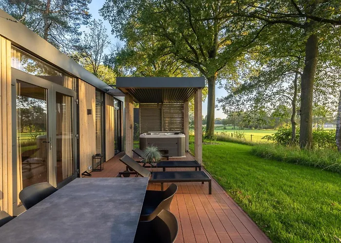 Zicht op Twente - Spa lodges Markelo