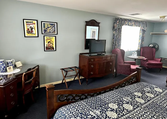 Montague Inn Bed & Breakfast