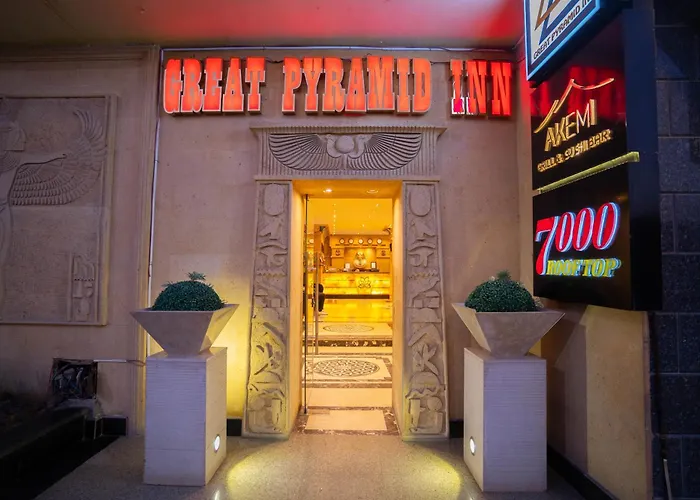 Great Pyramid Inn Kafret el-Gabal