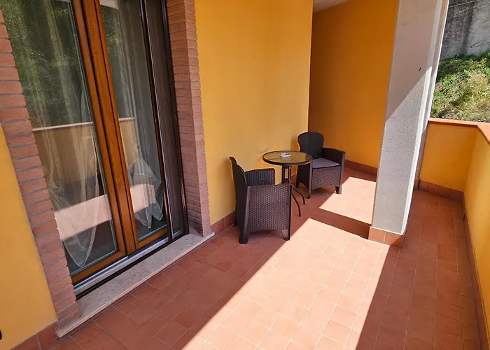 Villa Center appartamenti nel verde in città