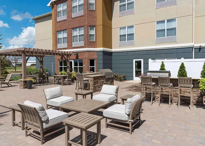Homewood Suites By Hilton Indianapolis Airport / Plainfield