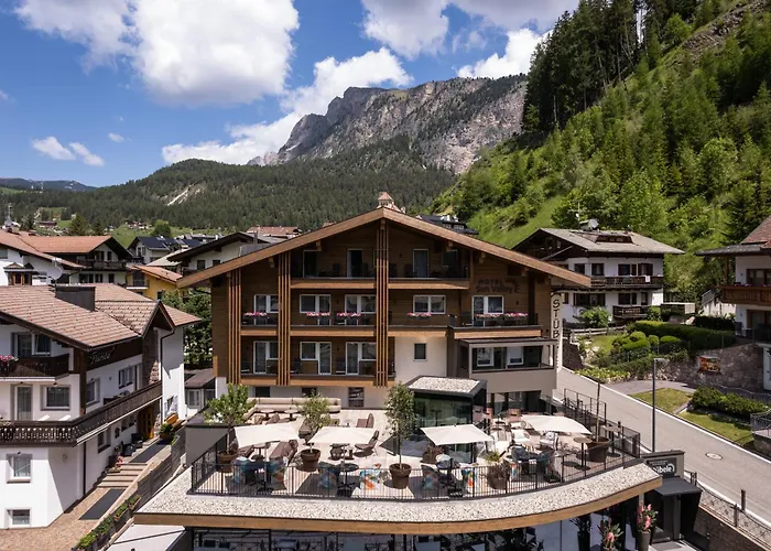 4 Sterne-Hotel-Hotel Sun Valley Wolkenstein in Gröden