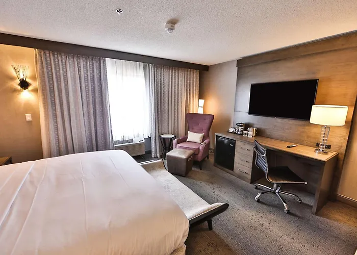 Boutique Doubletree By Hilton Atlanta Alpharetta-Windward Hotel