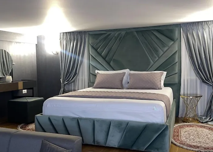 City Center Hotel