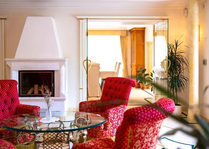 Das Land-Palais - Your Lovely Mountain Hideaway Selva dei Molini