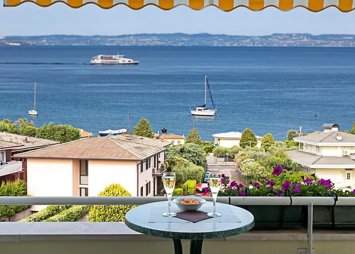 Hotel Gardenia & Villa Charme Adults Friendly 4Star Service Bardolino Con una pista da Golf