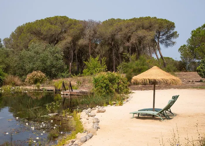 Nômade Melides Eco Lodge com Piscina