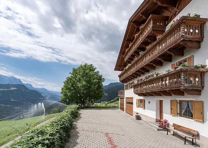 Hauserhof Chalet With Dolomite View
