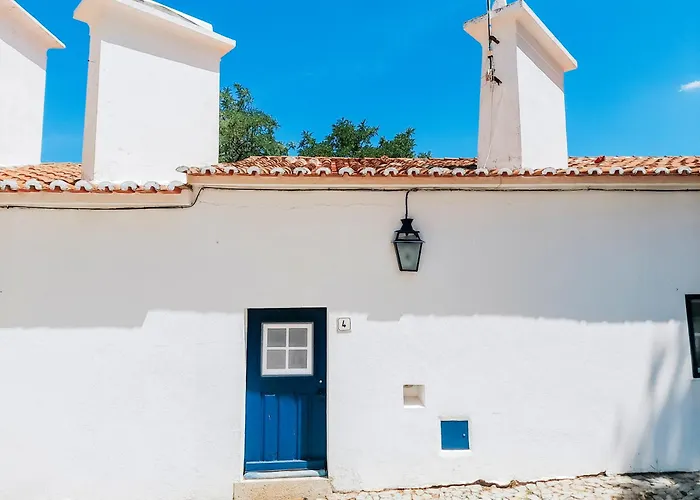 Places to Stay in Évora