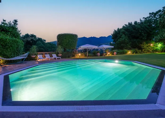 Il Piliero 8&2, Emma Villas Cava deʼ Tirreni con Piscina