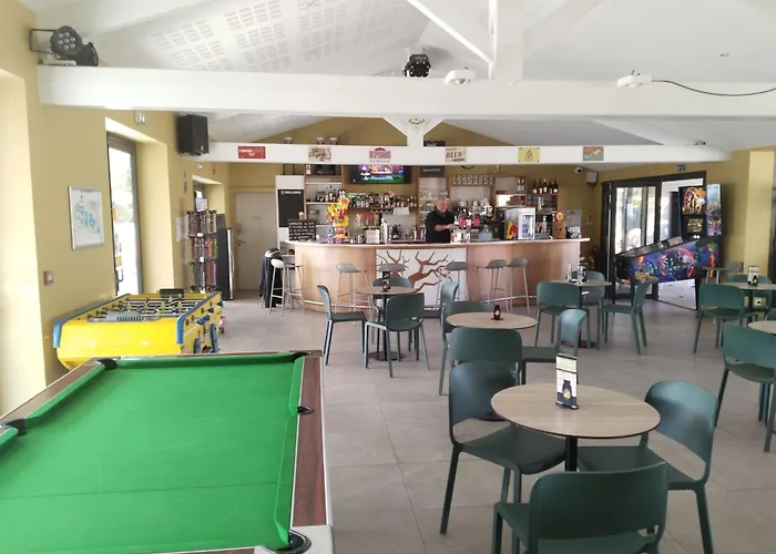 Hotel Camping Le Bois Joly à Saint-Jean-de-Monts