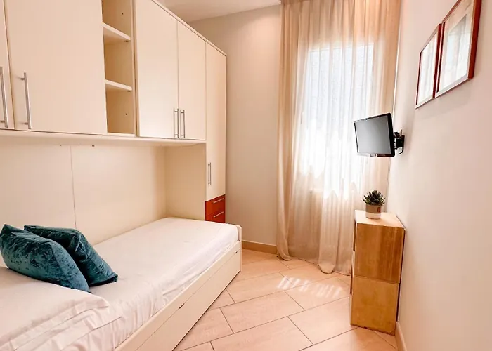 Residence Lungomare - Charming Apartments Riccione