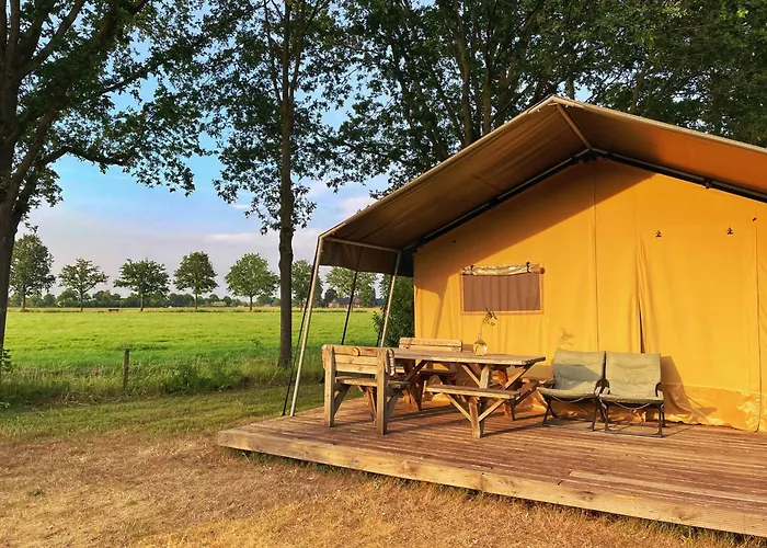 Uylkenshof safaritenten en natuurhuisjes Epe