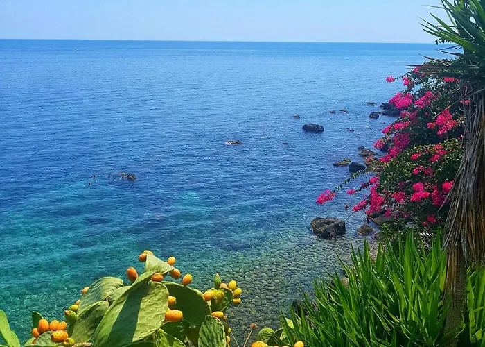 Apartment Inn Aci Castello
