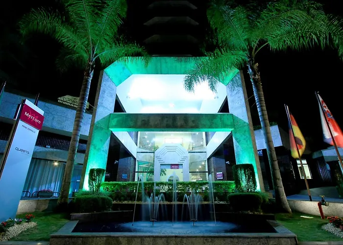 Hotéis com piscina em Itajaí