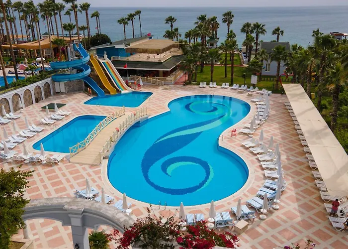 Holiday Garden Resort Okurcalar