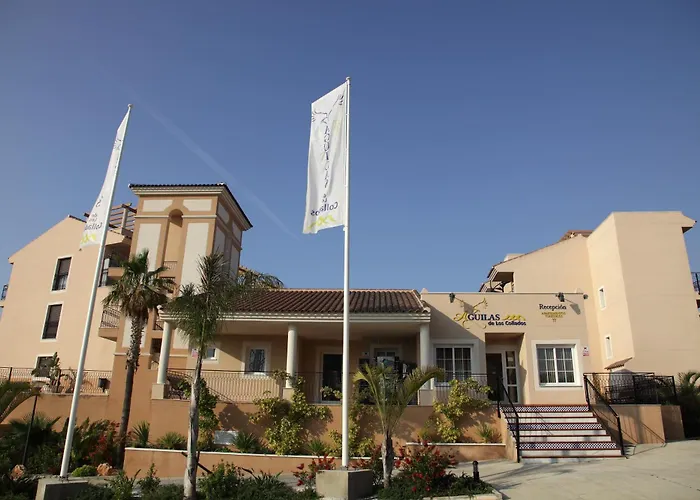 Apartamentos Turisticos Aguilas De Los Collados