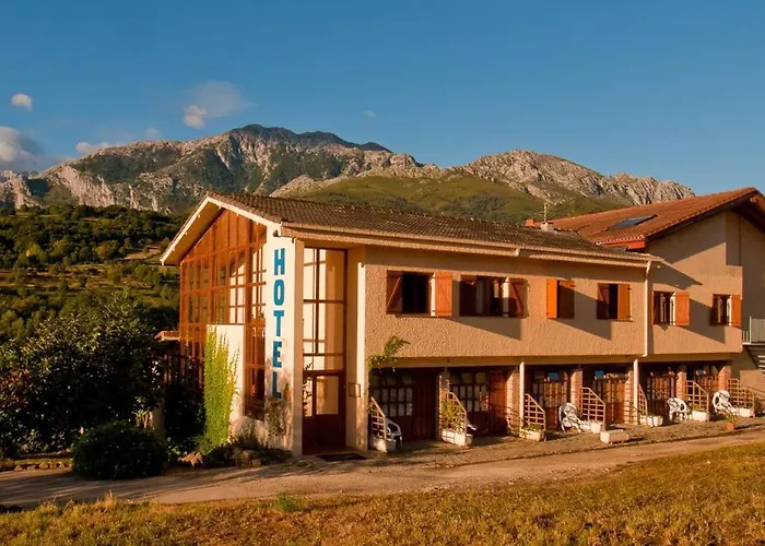 Kid Friendly Hotels in Arenas De Cabrales