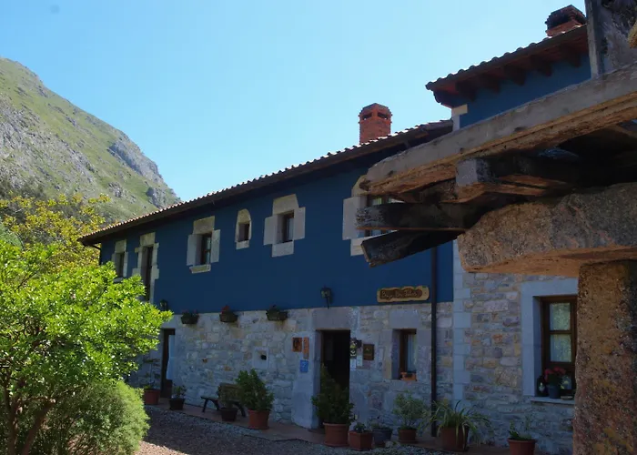 Bajo Los Tilos Ribadesella