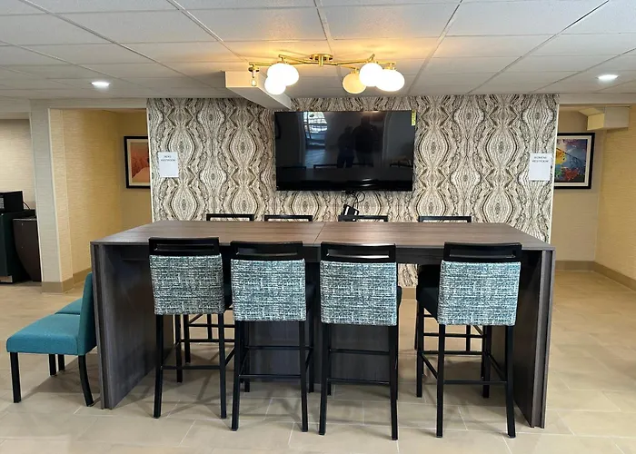 La Quinta Inn by Wyndham Albuquerque Airport