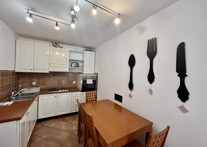 Green Promenade Apartment